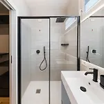Luxury Prestige *